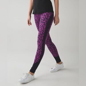 Lululemon Drop it like it’s hot hot pink leggings size 6 30”